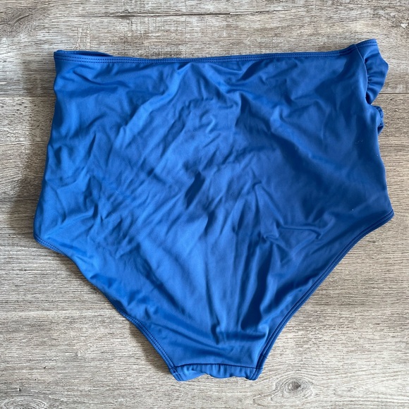 Kortni Jeane Blue High-Waisted Bikini Bottom with Ruching maternity - Picture 2 of 2